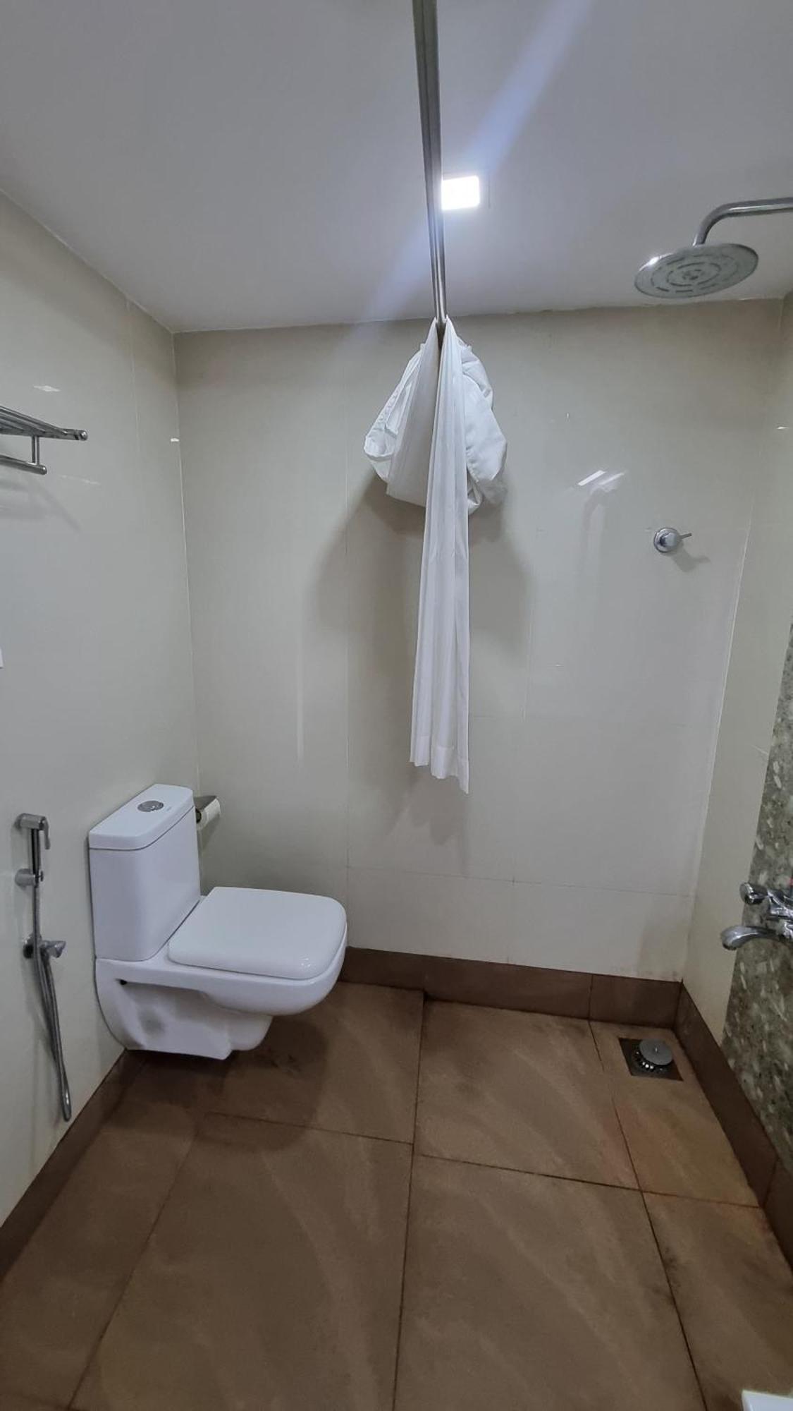 Hotel Savera Park Thrissur 外观 照片