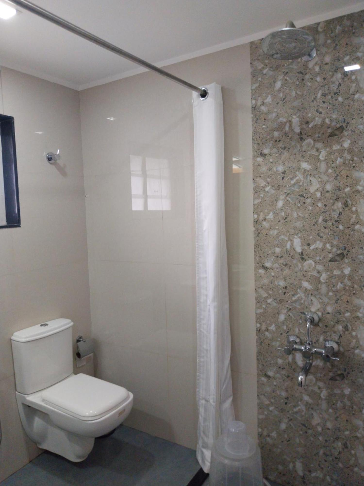 Hotel Savera Park Thrissur 外观 照片