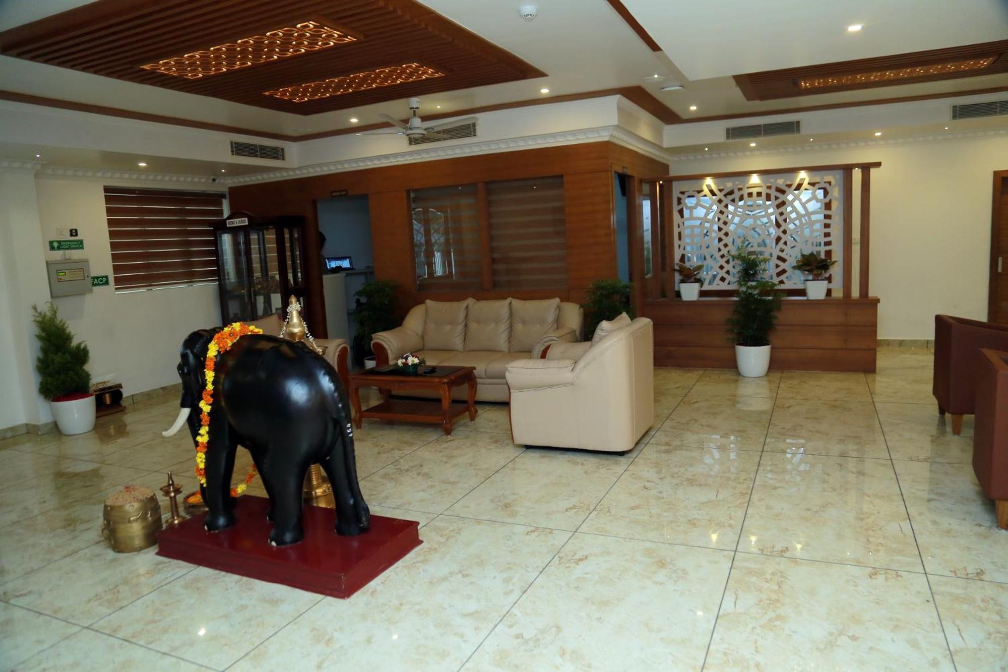 Hotel Savera Park Thrissur 外观 照片